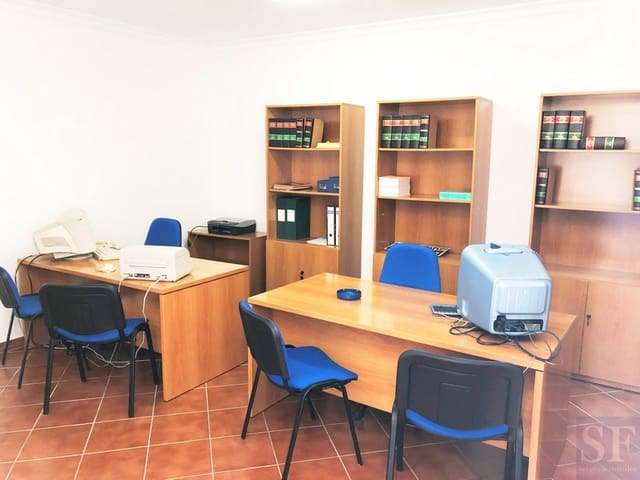 2 slaapkamer Bedrijf te koop in Canillas de Aceituno - € 79.500 (Ref: 4570411)