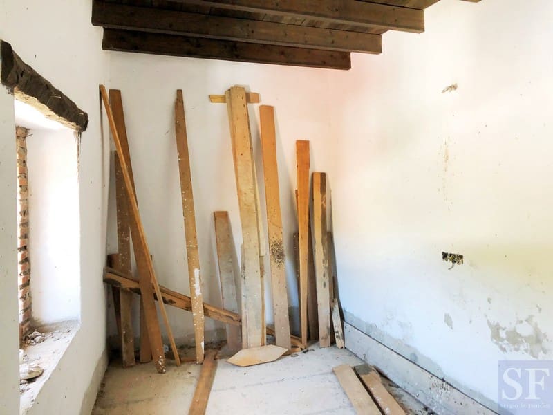 4 bedroom Townhouse for sale in Salares - € 151,000 (Ref: 4626150)