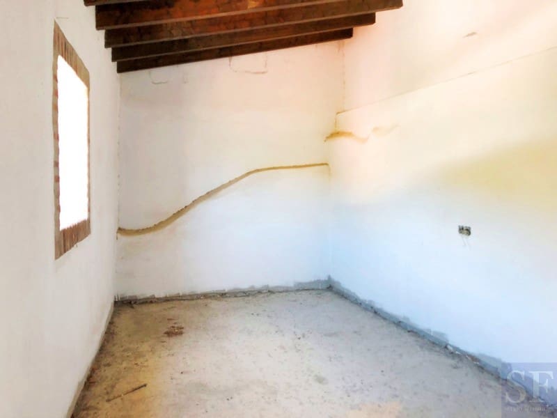 4 bedroom Townhouse for sale in Salares - € 151,000 (Ref: 4626150)