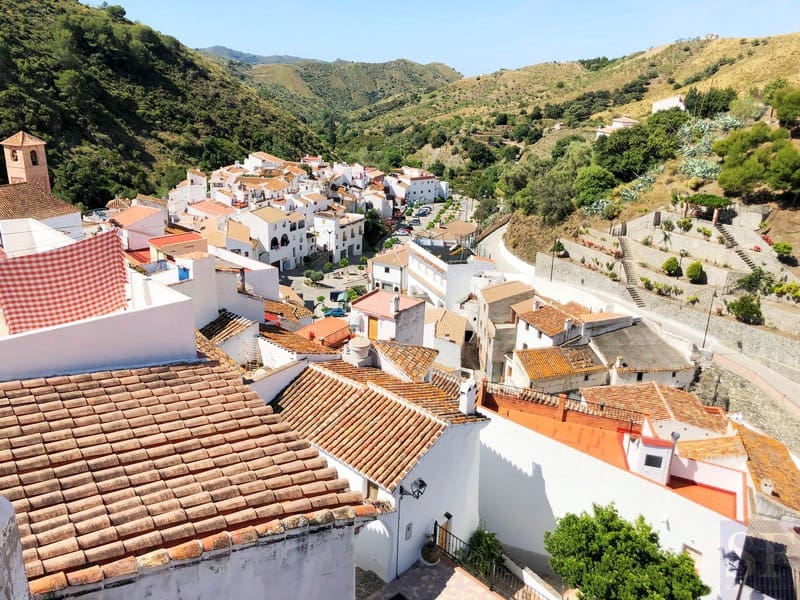 4 bedroom Townhouse for sale in Salares - € 151,000 (Ref: 4626150)