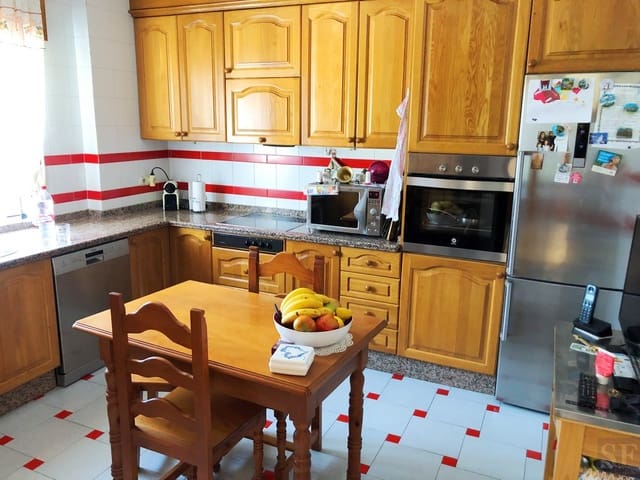 3 soverom Villa til salgs i El Candado, Málaga by med garasje - € 750 000 (Ref: 4651459)