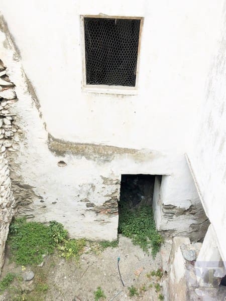 Byhus til salg i Salares - € 47.000 (Ref: 4651461)