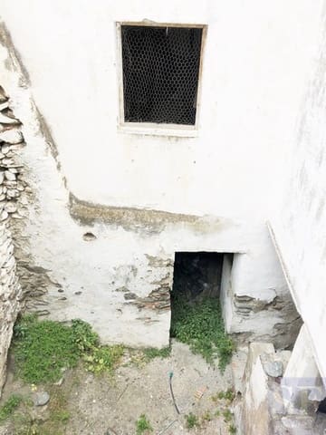 Byhus til salg i Salares - € 47.000 (Ref: 4651461)