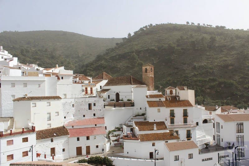 Byhus til salg i Salares - € 47.000 (Ref: 4651461)