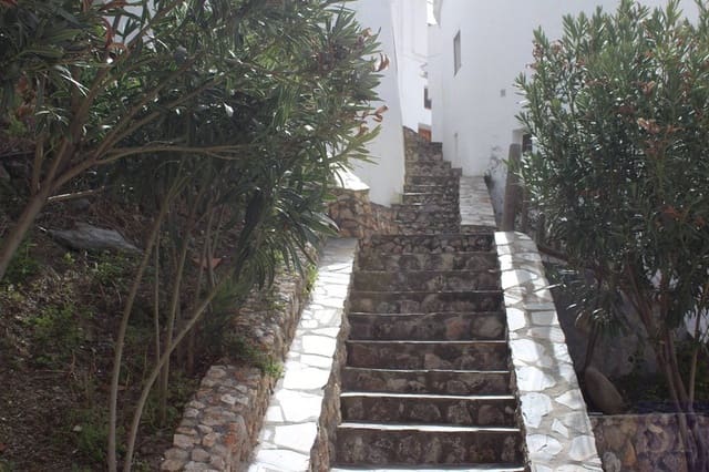 Byhus til salg i Salares - € 47.000 (Ref: 4651461)