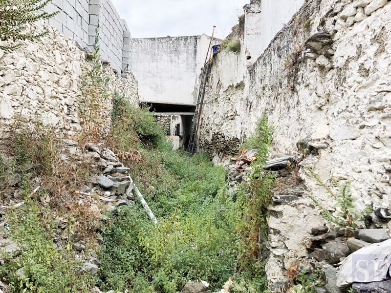 Byhus til salg i Salares - € 47.000 (Ref: 4651461)