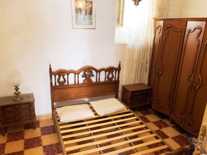 4 bedroom Townhouse for sale in Competa - € 99,000 (Ref: 4732852)