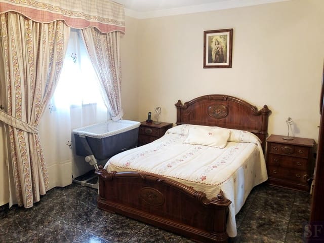 5 soveværelse Byhus til salg i Algarrobo - € 189.000 (Ref: 4883465)