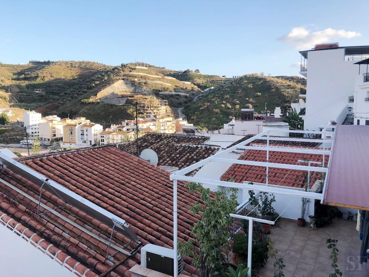 5 soveværelse Byhus til salg i Algarrobo - € 189.000 (Ref: 4883465)