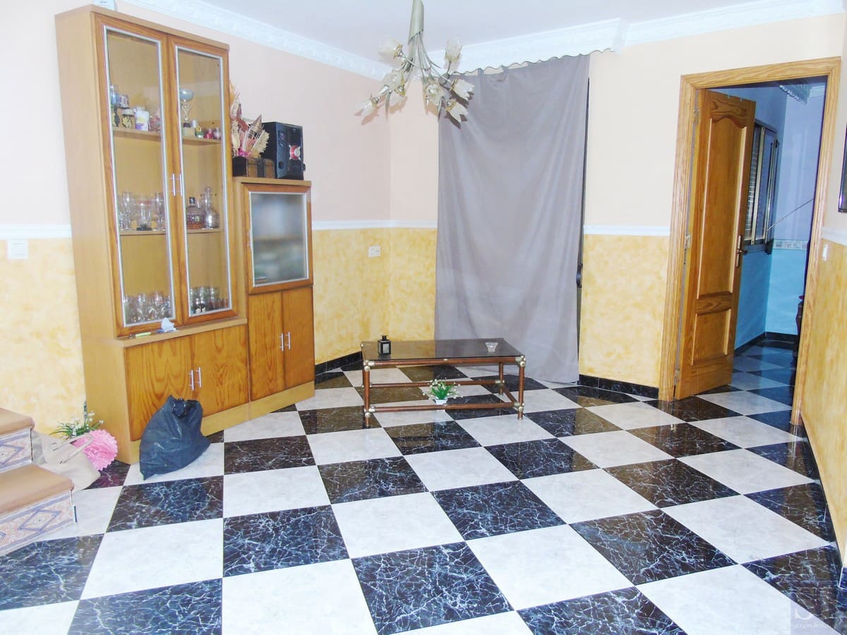 4 soverom Hus til salgs i Canillas de Albaida - € 178 500 (Ref: 4897599)