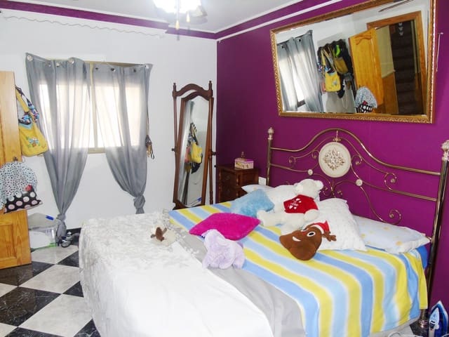 4 soverom Hus til salgs i Canillas de Albaida - € 178 500 (Ref: 4897599)