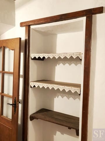 4 soveværelse Byhus til salg i Alcaucín - € 148.500 (Ref: 4957172)