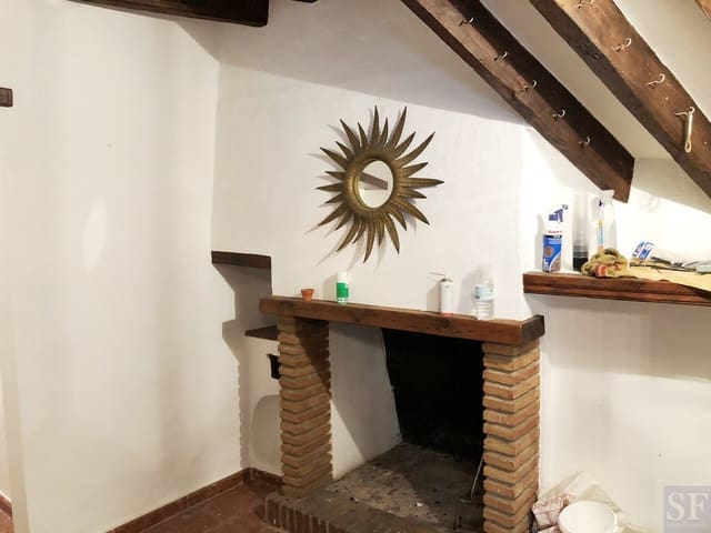 4 soveværelse Byhus til salg i Alcaucín - € 148.500 (Ref: 4957172)