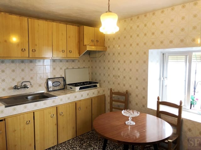 4 soverom Hus til salgs i Canillas de Albaida - € 100 000 (Ref: 5111092)