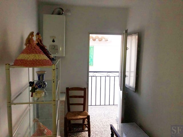 4 soverom Hus til salgs i Canillas de Albaida - € 100 000 (Ref: 5111092)