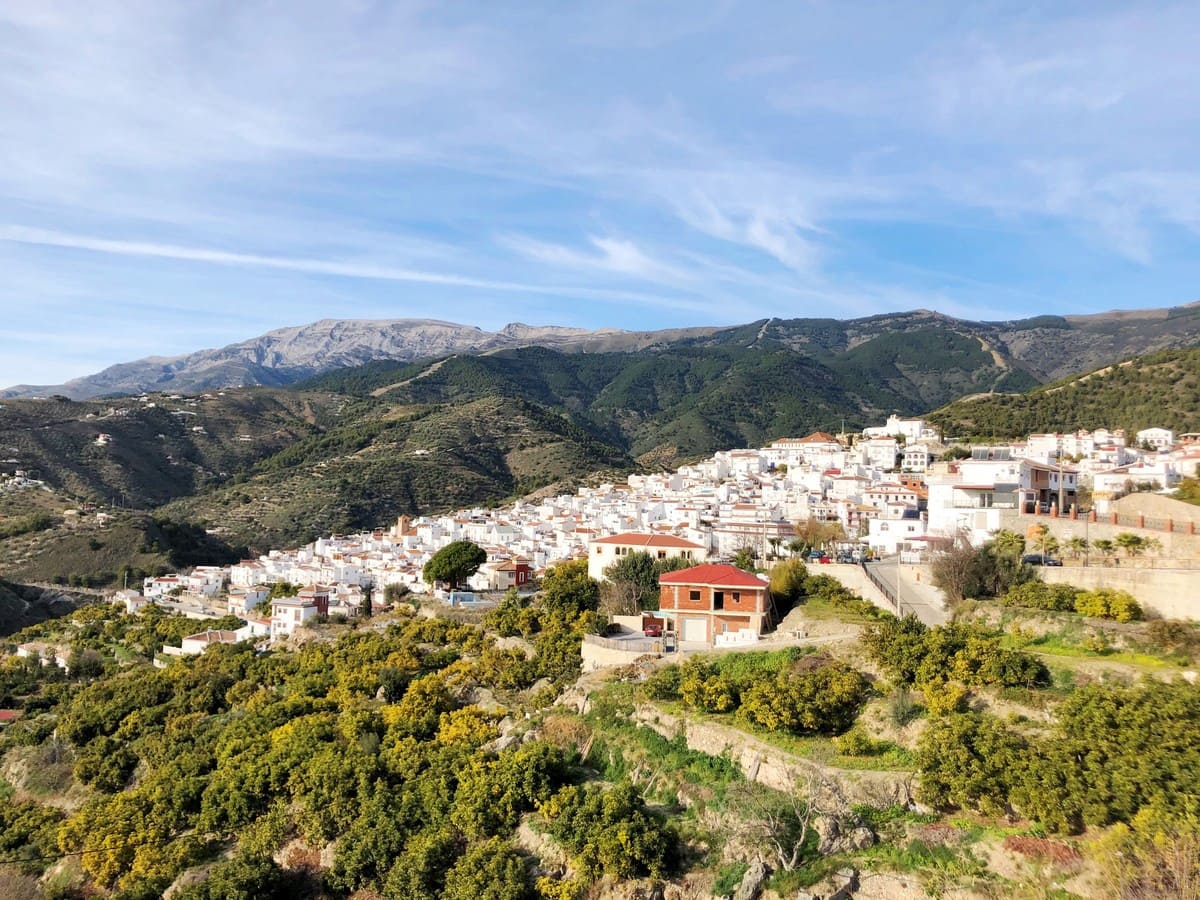 4 bedroom Townhouse for sale in Canillas de Albaida - € 100,000 (Ref: 5111092)