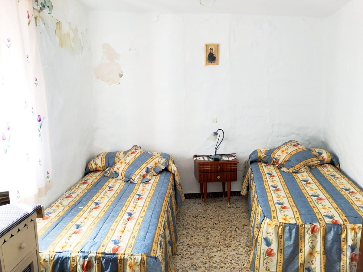 4 camera da letto Casa in vendita in Sayalonga - 110.000 € (Rif: 5178182)