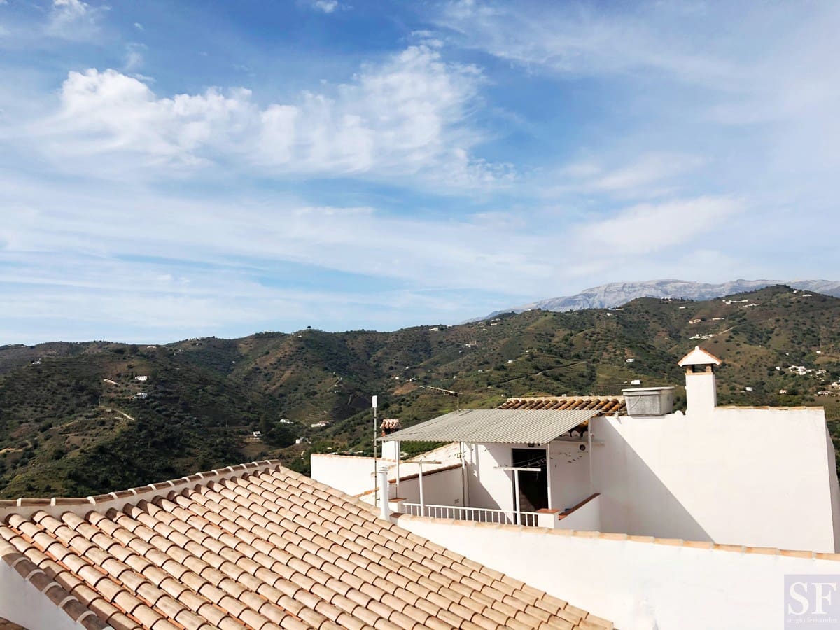 4 camera da letto Casa in vendita in Sayalonga - 110.000 € (Rif: 5178182)