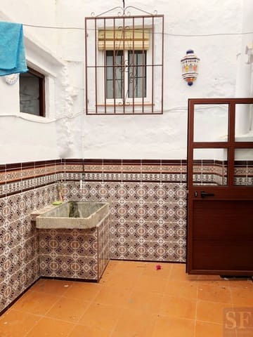 4 camera da letto Casa in vendita in Sayalonga - 110.000 € (Rif: 5178182)