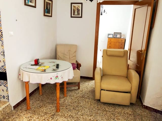 4 camera da letto Casa in vendita in Sayalonga - 110.000 € (Rif: 5178182)