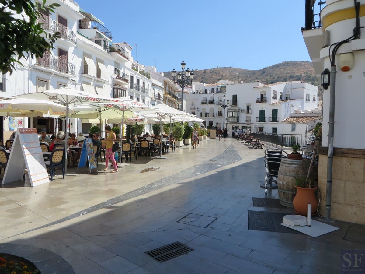 Casa de 3 habitaciones en Torrox en venta - 280.000 € (Ref: 5385383)