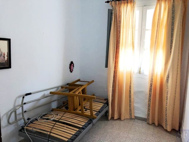 Casa de 3 habitaciones en Torrox en venta - 280.000 € (Ref: 5385383)