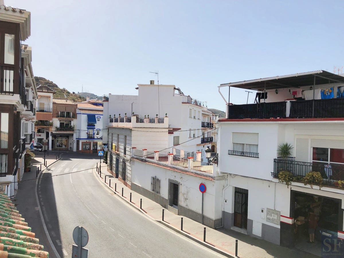 Casa de 3 habitaciones en Torrox en venta - 280.000 € (Ref: 5385383)