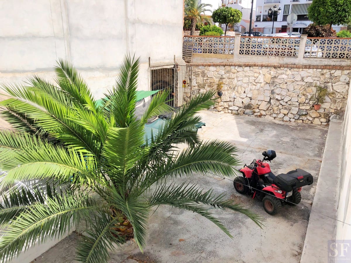 Casa de 3 habitaciones en Torrox en venta - 280.000 € (Ref: 5385383)