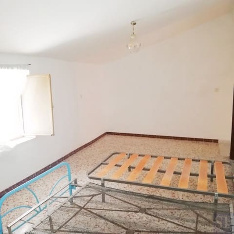 5 camera da letto Casa in vendita in Sedella - 70.000 € (Rif: 5483387)