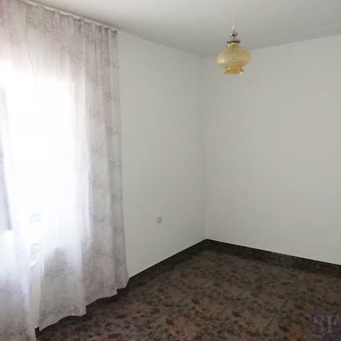 5 camera da letto Casa in vendita in Sedella - 70.000 € (Rif: 5483387)