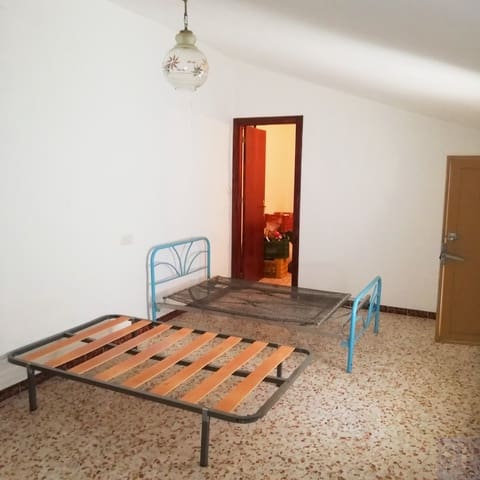 5 camera da letto Casa in vendita in Sedella - 70.000 € (Rif: 5483387)