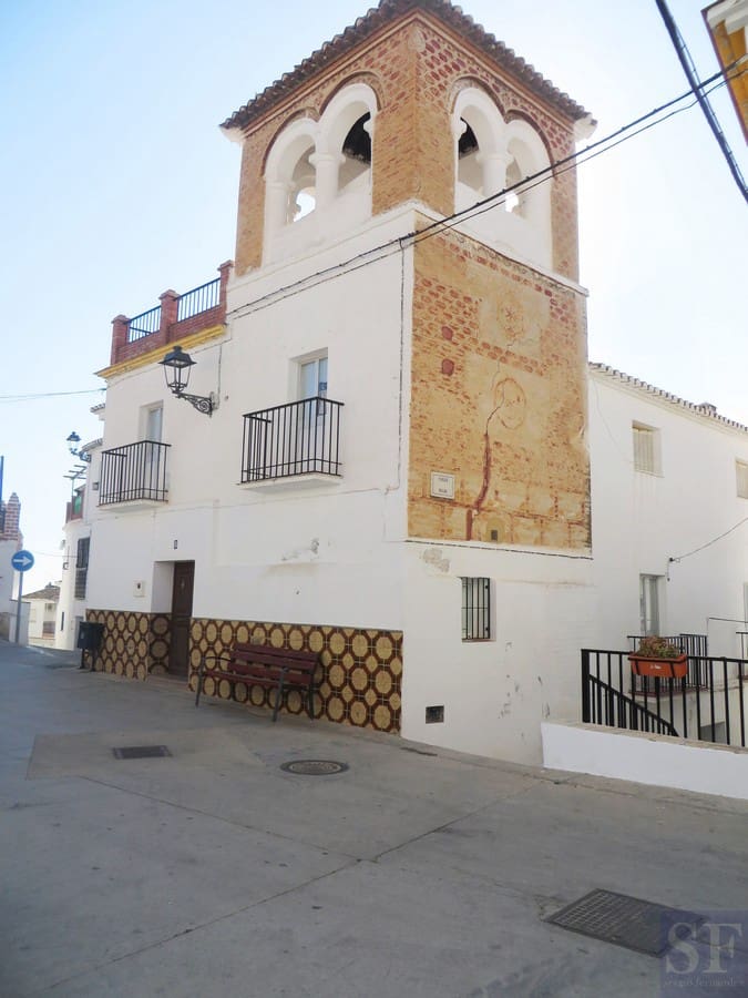 5 makuuhuone Omakotitalo myytävänä paikassa Sedella - 70 000 € (Ref: 5483387)