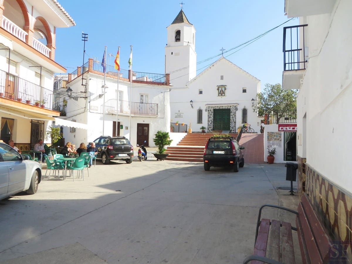 5 makuuhuone Omakotitalo myytävänä paikassa Sedella - 70 000 € (Ref: 5483387)