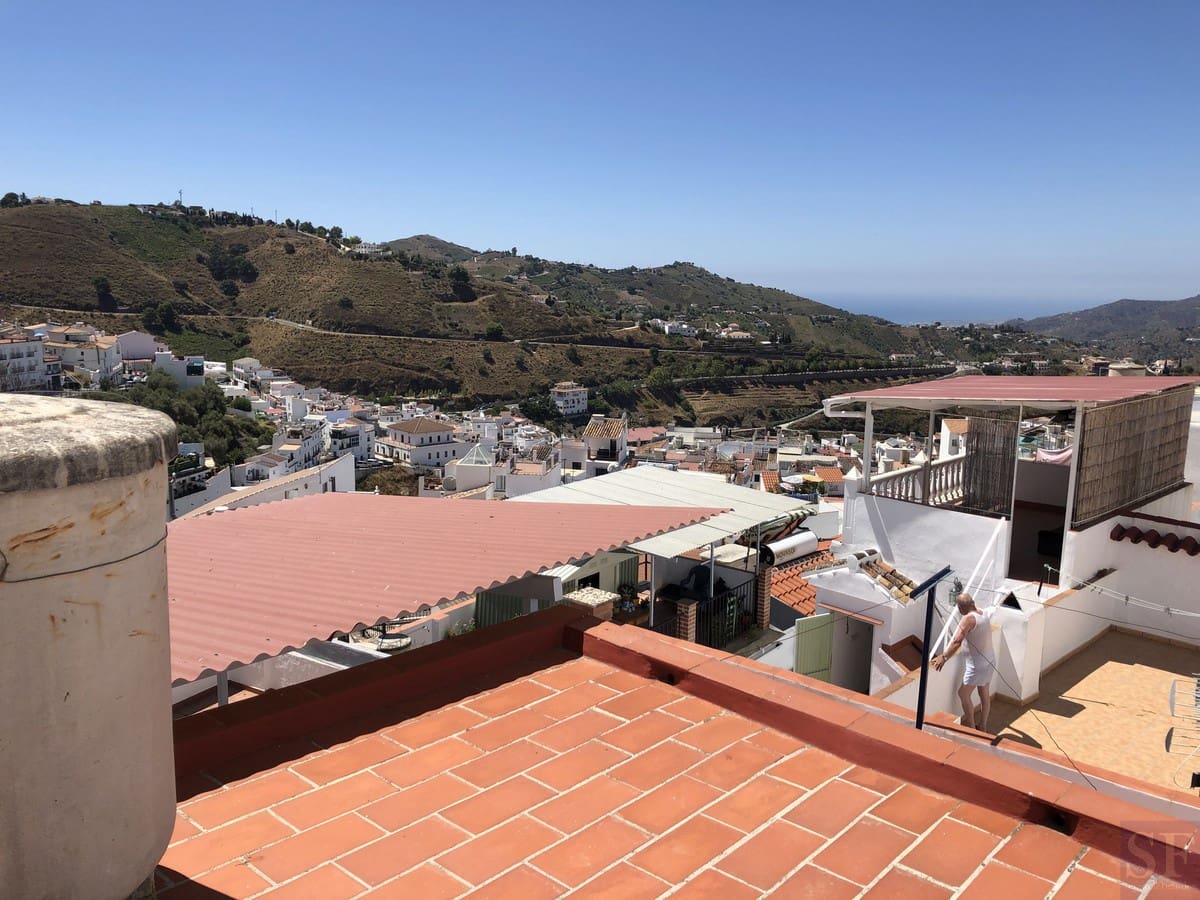 4 soveværelse Byhus til salg i Competa - € 145.000 (Ref: 5509267)