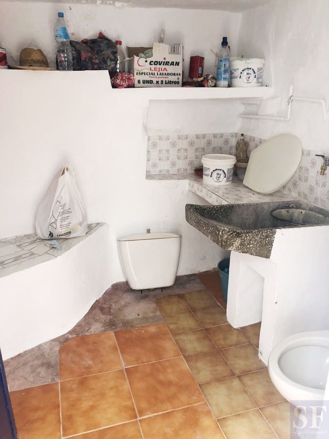 4 soveværelse Byhus til salg i Competa - € 145.000 (Ref: 5509267)