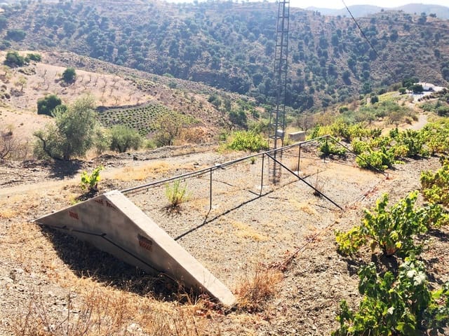 Undeveloped Land for sale in Sedella - € 95,000 (Ref: 5566854)