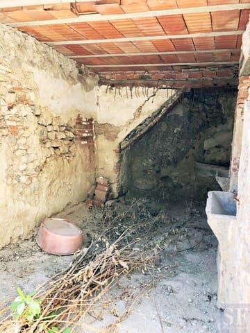 Maison de Ville à vendre à Cómpeta - 39 000 € (Ref: 5573379)