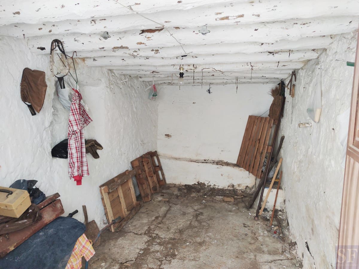 2 soverom Hus til salgs i Sayalonga - € 79 000 (Ref: 5576918)