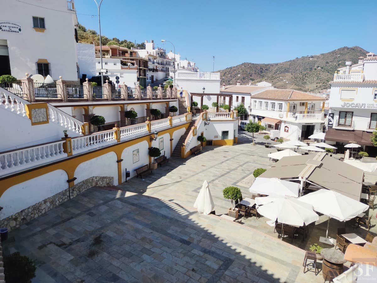 2 soverom Hus til salgs i Sayalonga - € 79 000 (Ref: 5576918)