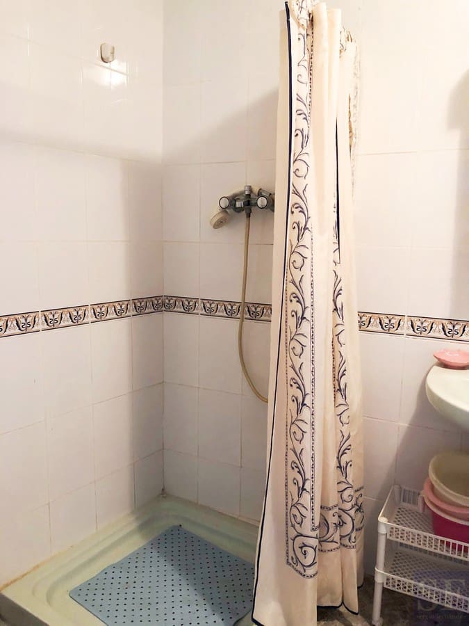 5 soveværelse Byhus til salg i Archez - € 77.000 (Ref: 5899161)