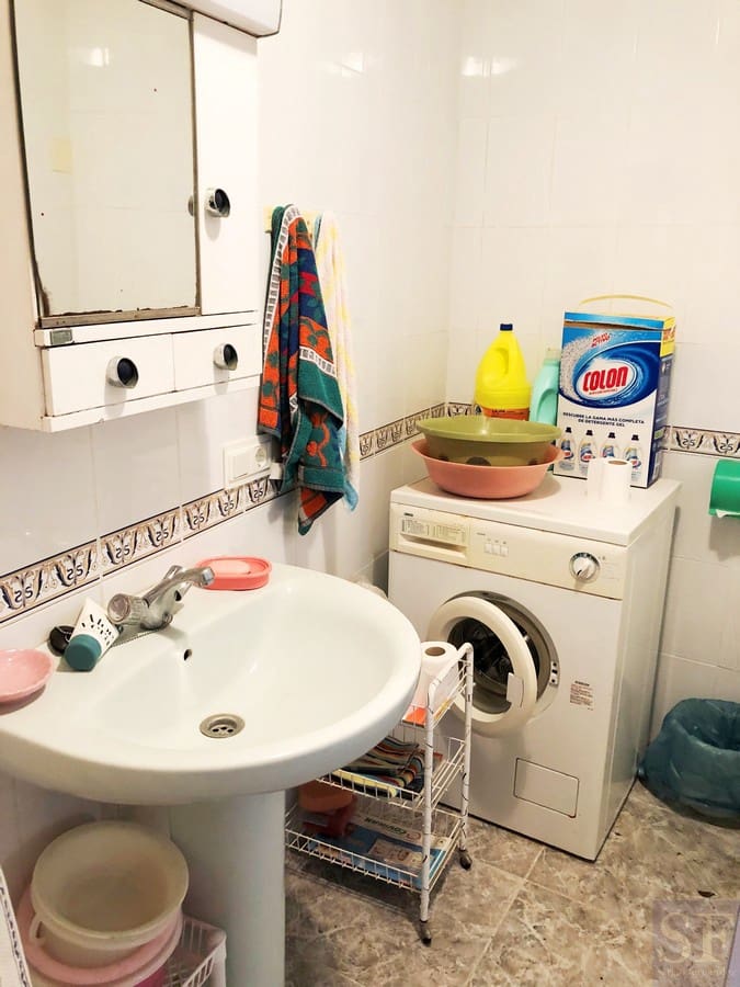 5 soveværelse Byhus til salg i Archez - € 77.000 (Ref: 5899161)