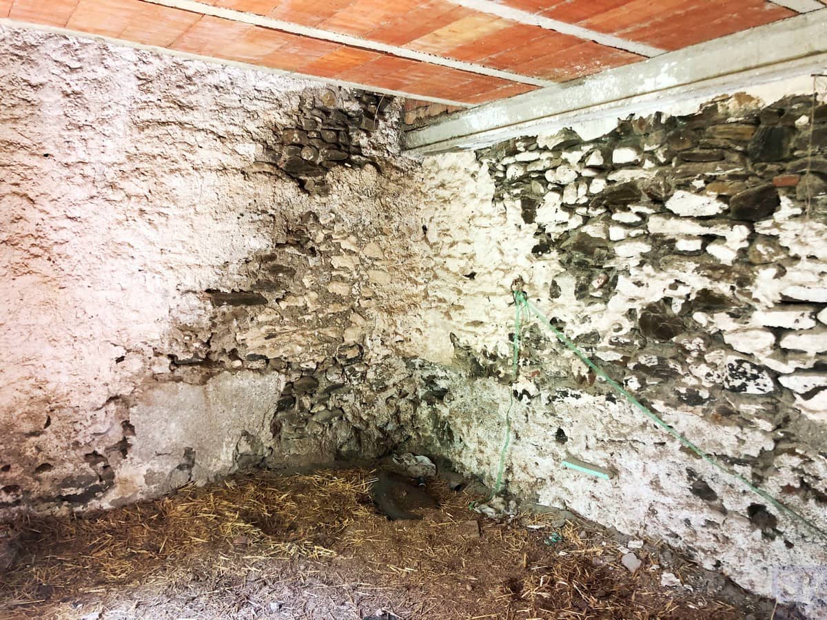 Hus til salgs i Arenas - € 39 000 (Ref: 6060380)