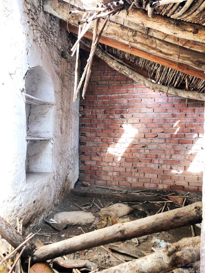 Townhouse for sale in Arenas - € 39,000 (Ref: 6060382)