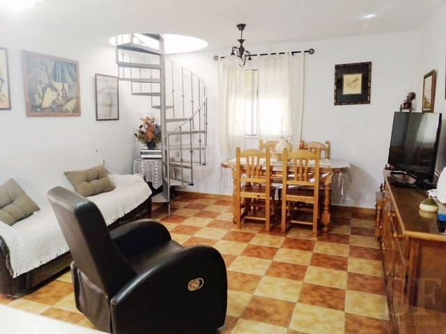 3 bedroom Villa for holiday rental in Cómpeta with pool garage - € 1,200 (Ref: 6156249)