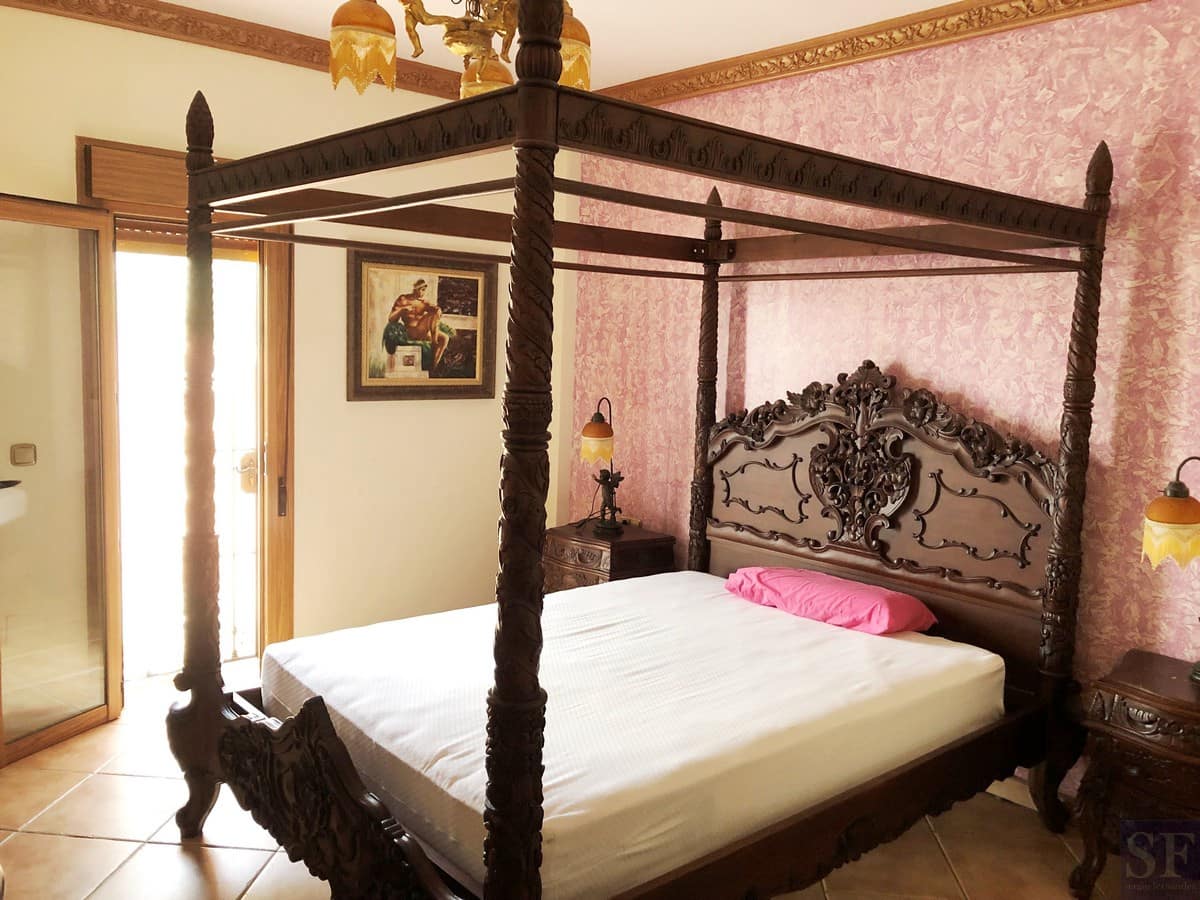 4 soveværelse Villa til salg i Sedella med swimmingpool - € 480.000 (Ref: 6209217)