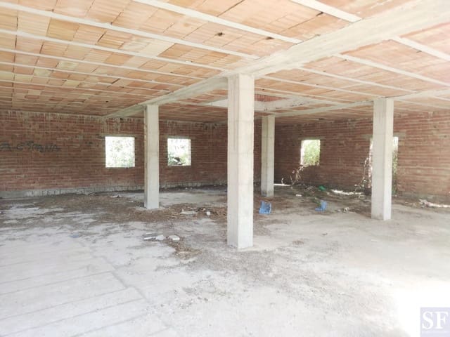 Villa til salg i Archez med garage - € 110.000 (Ref: 6369562)