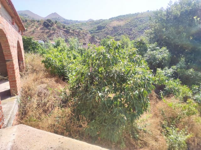 Villa til salg i Archez med garage - € 110.000 (Ref: 6369562)