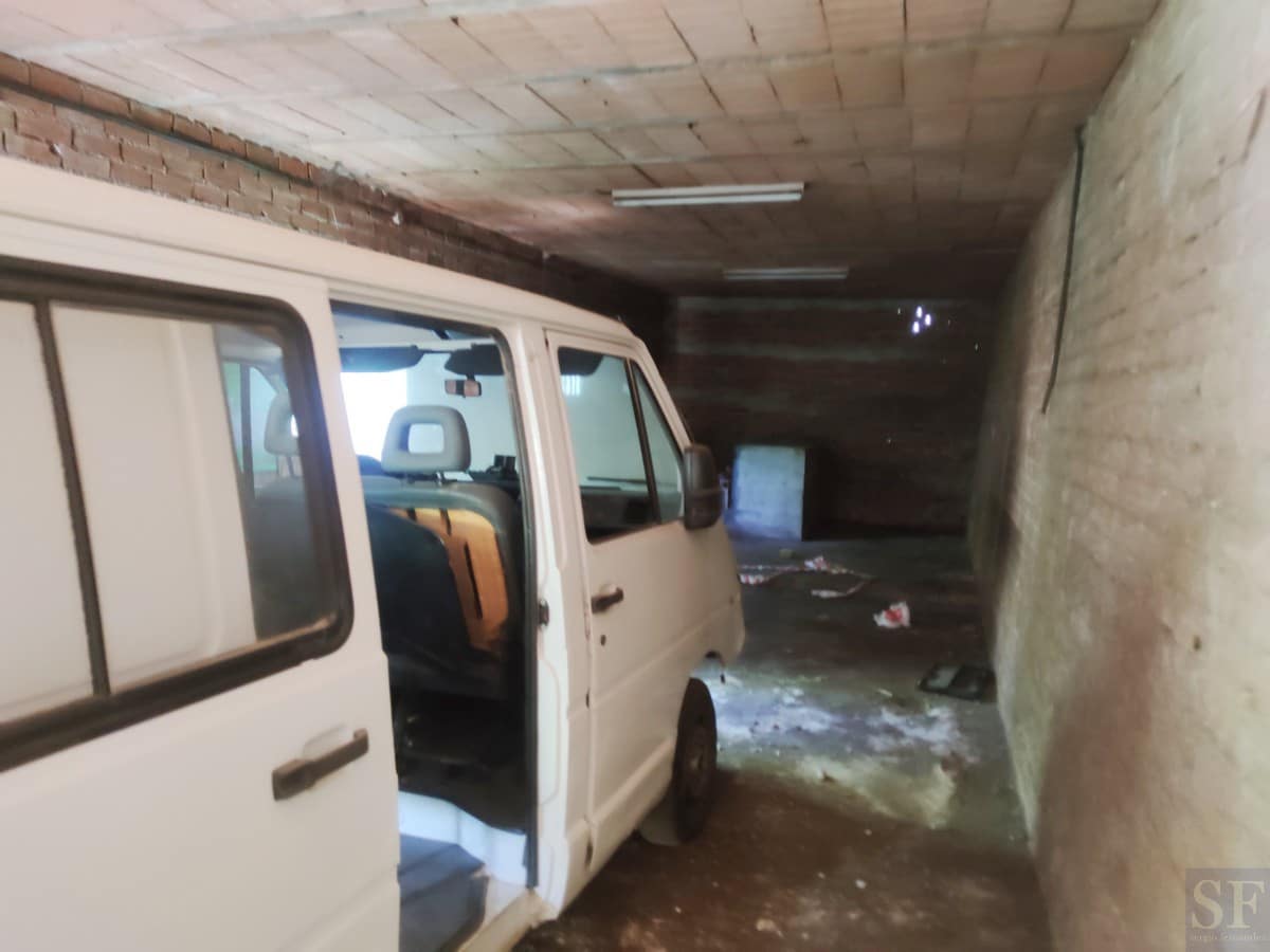 Villa til salg i Archez med garage - € 110.000 (Ref: 6369562)