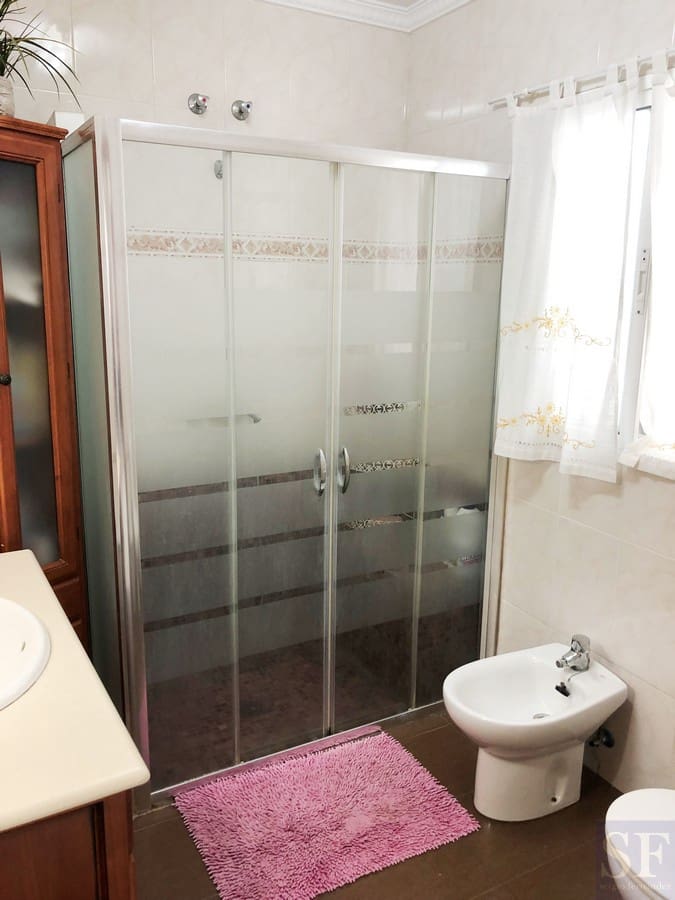 4 soveværelse Byhus til salg i Competa med garage - € 387.000 (Ref: 6423574)