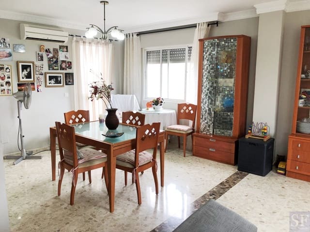 4 sypialnia Dom na sprzedaż w Cómpeta z garażem - 387 000 € (Ref: 6423574)